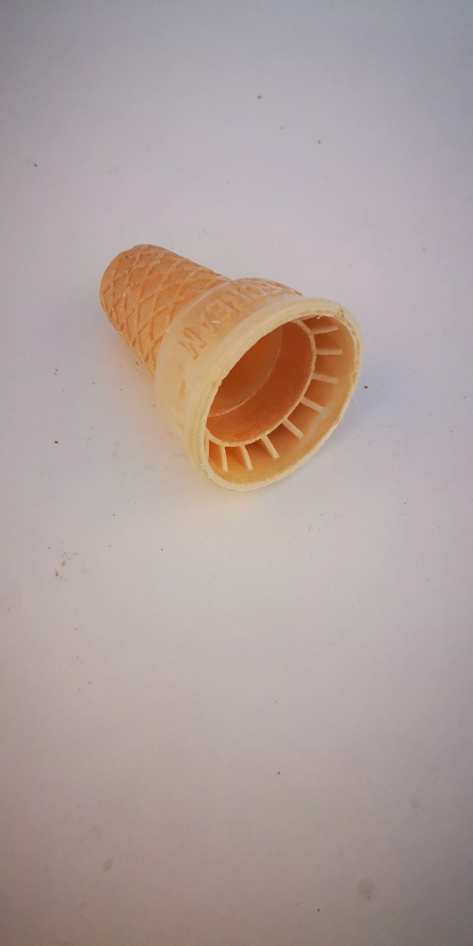带内侧支撑结构的威化杯样品